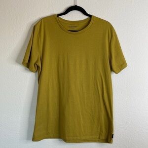 Richer Poorer T-Shirt men’s short sleeve extra-large